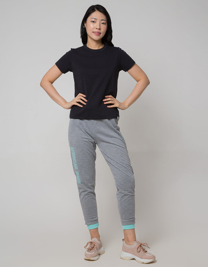 Suko Round Neck Kerah Bulat Lengan Pendek Kaos Wanita