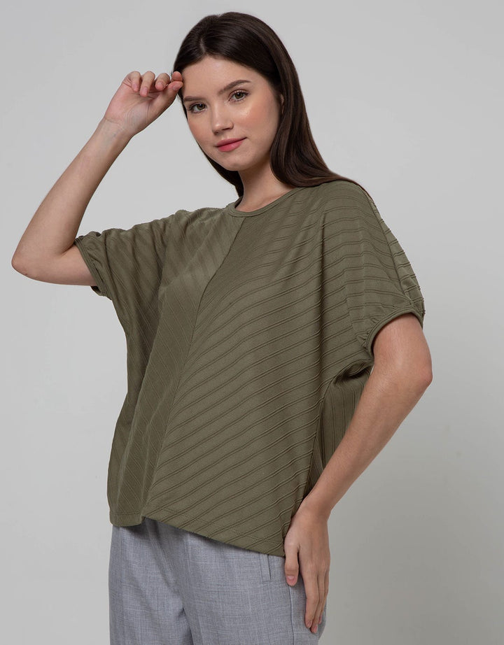St. Yves Short Sleeve T-Shirt V Stripe Knit Top