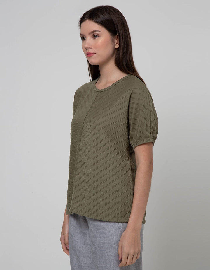 St. Yves Short Sleeve T-Shirt V Stripe Knit Top