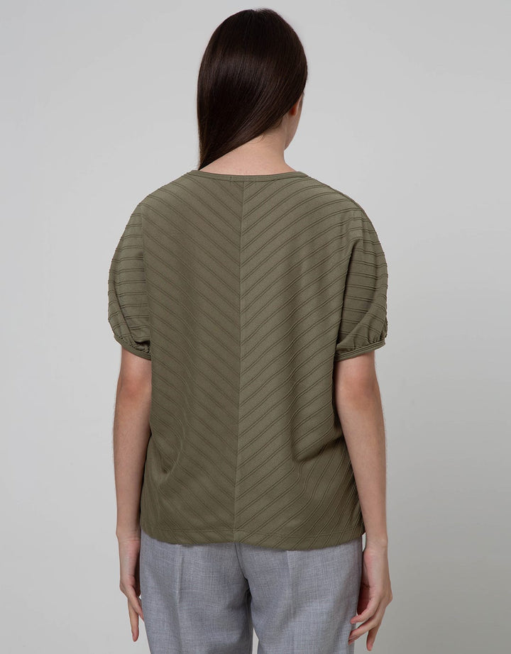 St. Yves Short Sleeve T-Shirt V Stripe Knit Top