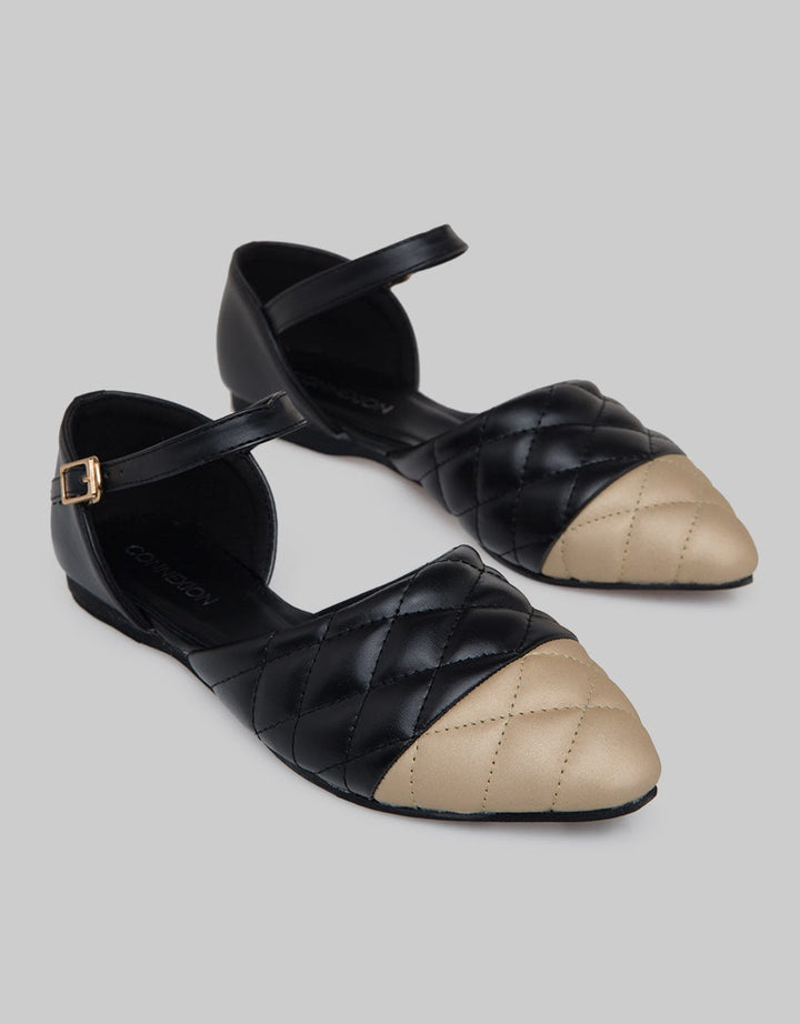 Connexion Ankle Strap Quilted Sandal Wanita