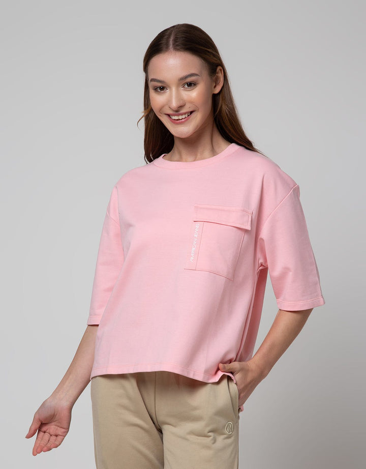 American Jeans Pocket Patch Kaos Wanita