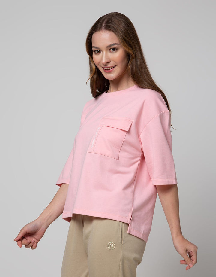 American Jeans Pocket Patch Kaos Wanita