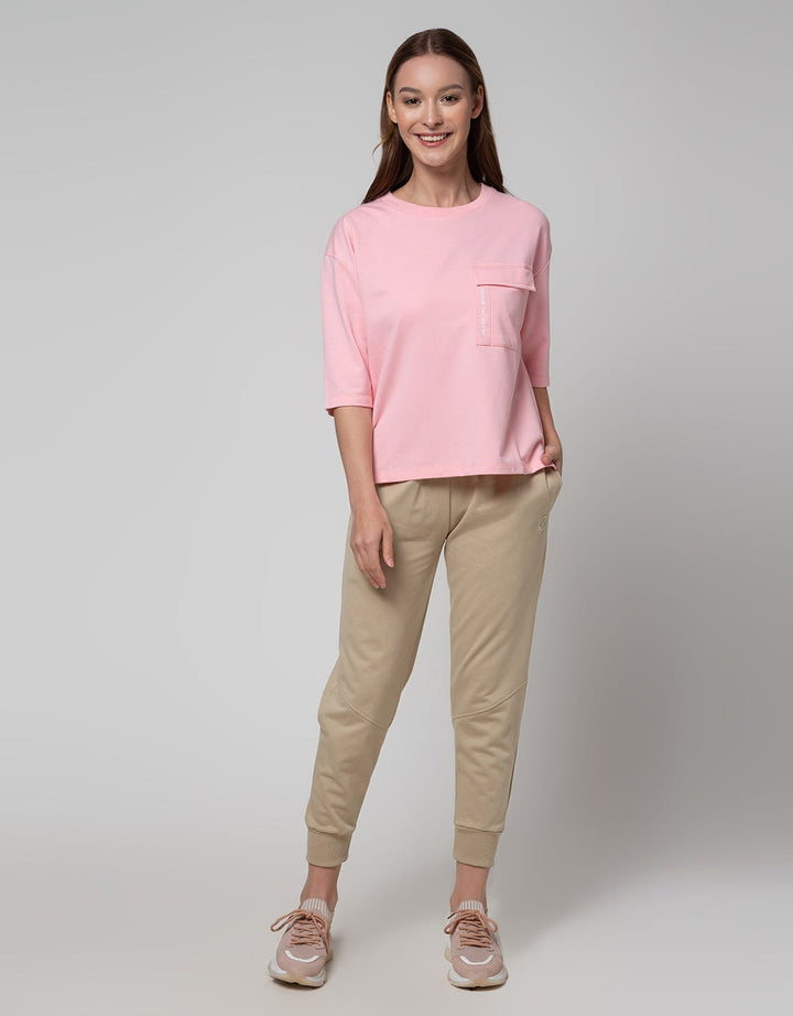 American Jeans Pocket Patch Kaos Wanita