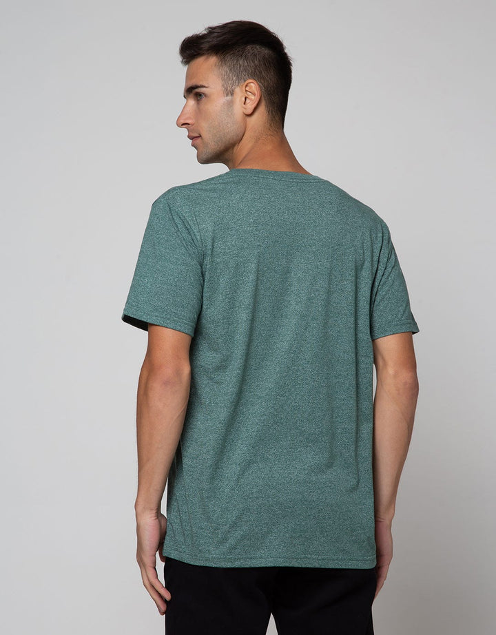 Details Kaos Lengan Pendek Print State R Neck
