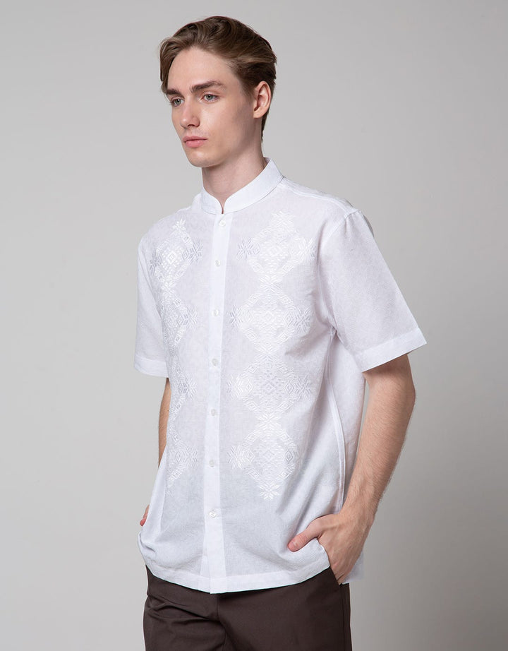 INTRESSE FRIARS BAJU