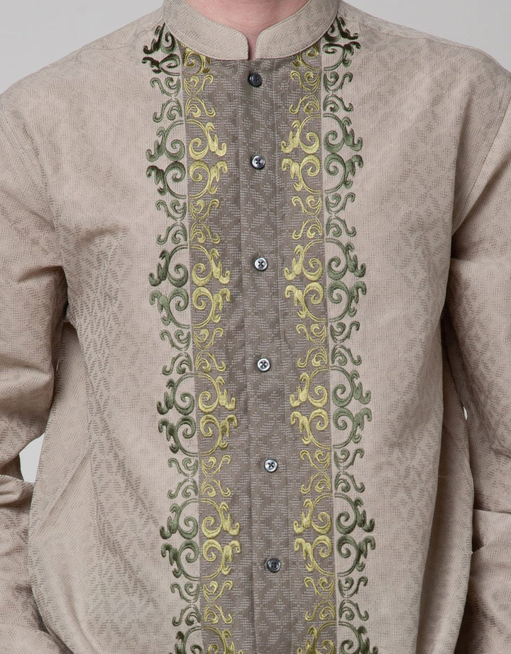 INTRESSE MANOR CLOTHES