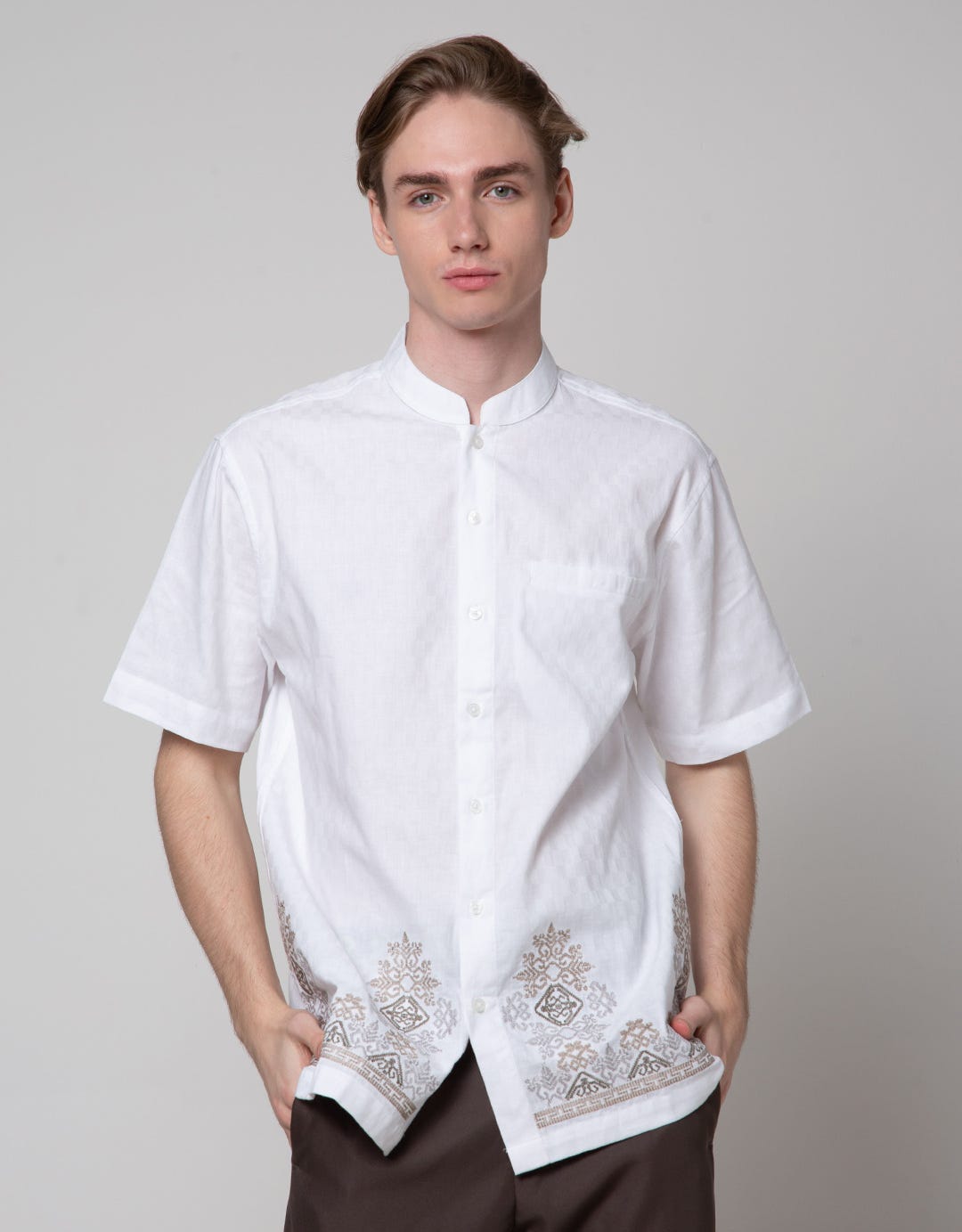 Intresse Carnation Buff Baju Koko Pria