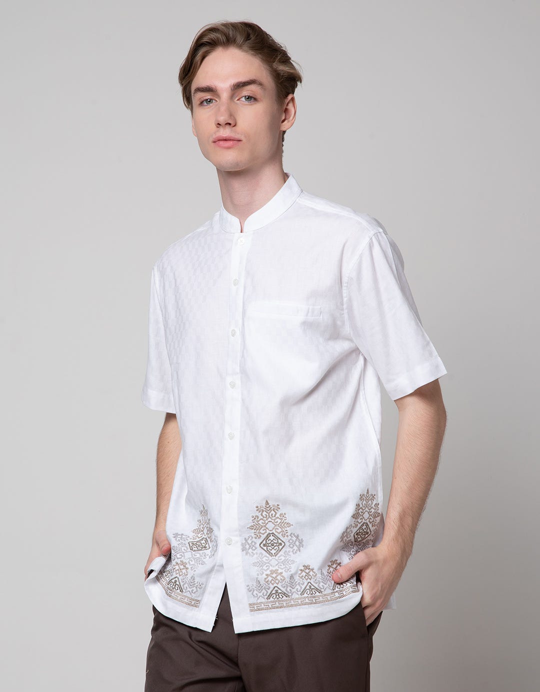 Intresse Carnation Buff Baju Koko Pria