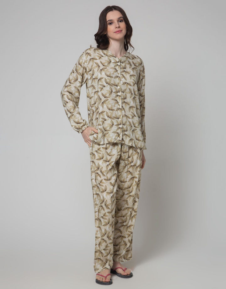 St. Yves Rustic Leaves Piyama Wanita