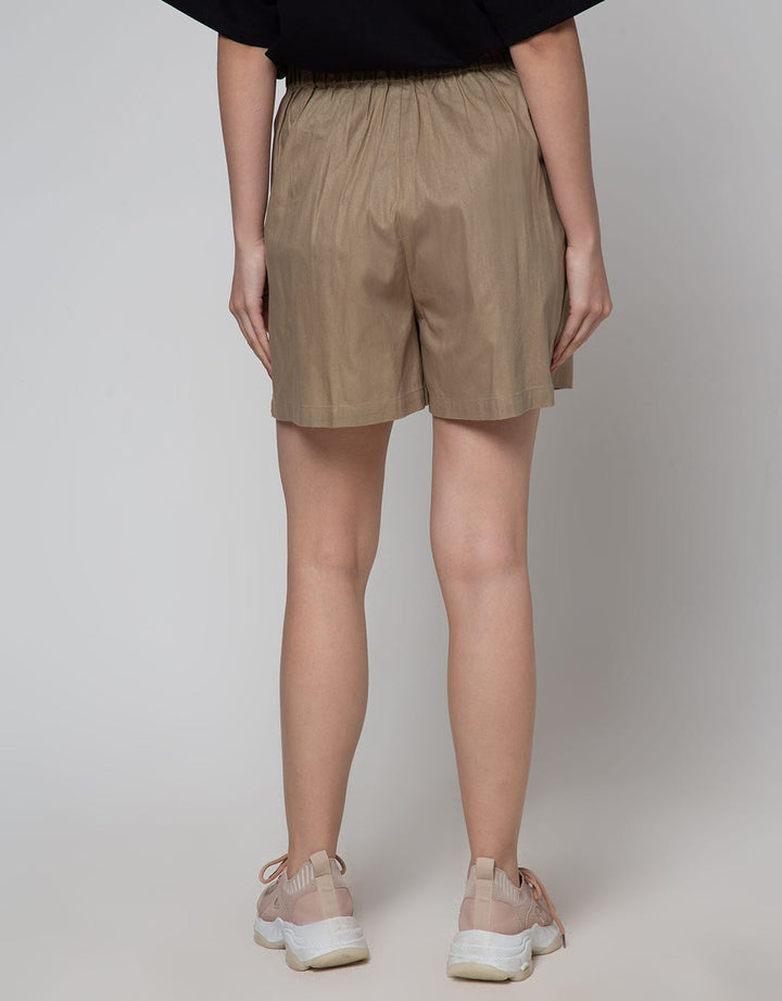 Details Short Pants Regular Fit With Button Opening