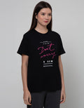 Details Don't Worry Kaos Wanita