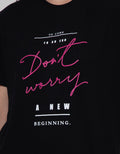 Details Don't Worry Kaos Wanita