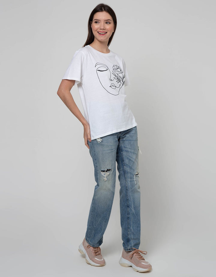 Details Face Outline Kaos Casual Wanita