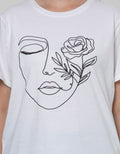 Details Face Outline Kaos Casual Wanita
