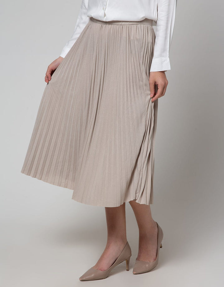 Details Maxi Pleats Rok Wanita