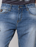 Lois Straight Jeans Pria