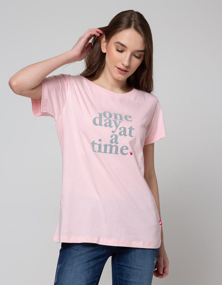 Cardinal Girl T-Shirt Print One Day At A Time