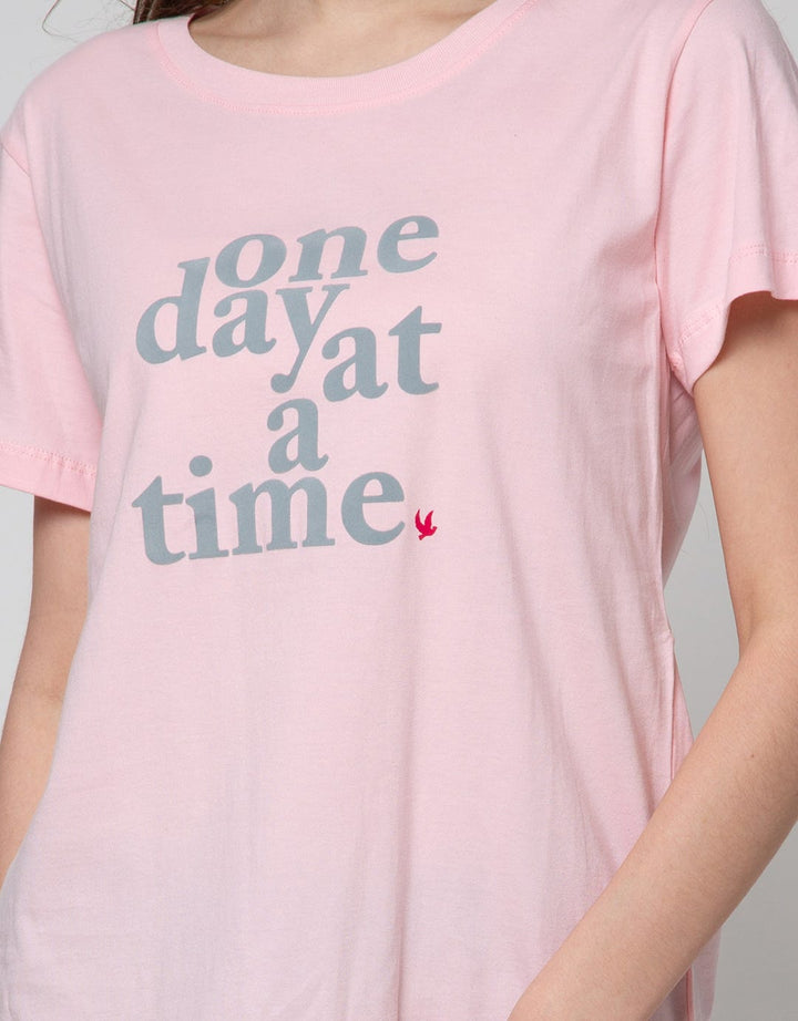 Cardinal Girl T-Shirt Print One Day At A Time