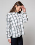 Cardinal Girl Plaid Motif Kemeja