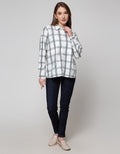 Cardinal Girl Plaid Motif Kemeja