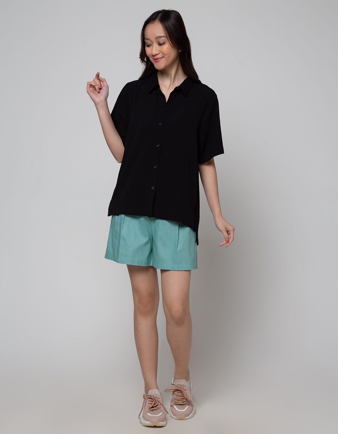 St. Yves Short Sleeve Shirt Poly Creepe Blouse