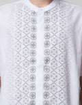 Cardinal Formal Embor Style Kemeja Koko Pria