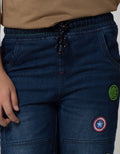 Marvel Avg Logo Celana Pendek Anak Laki-laki
