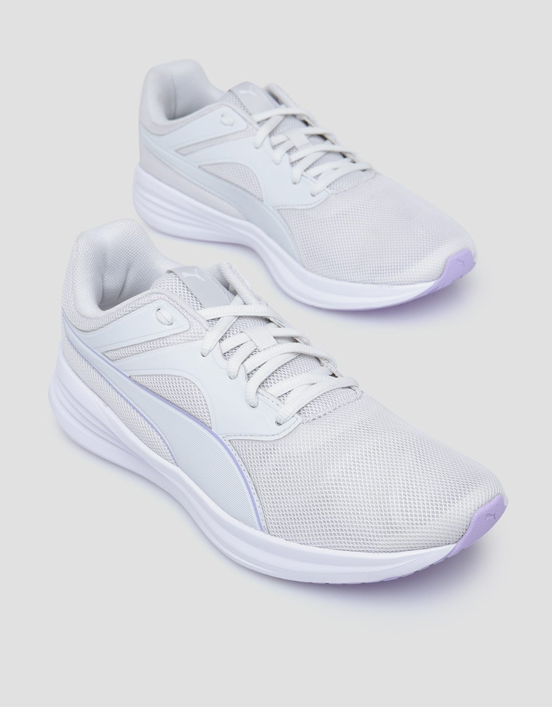 Puma Running Shoes Transport