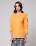 St. Yves Emboss Dot Salur Kaos Wanita