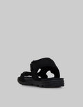 Yongki Komaladi Sandal Slider Pria