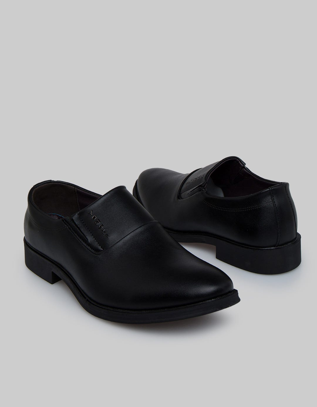 Yongki Komaladi Men's Loafers