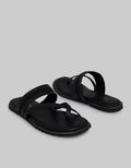 Yongki Komaladi Sandal