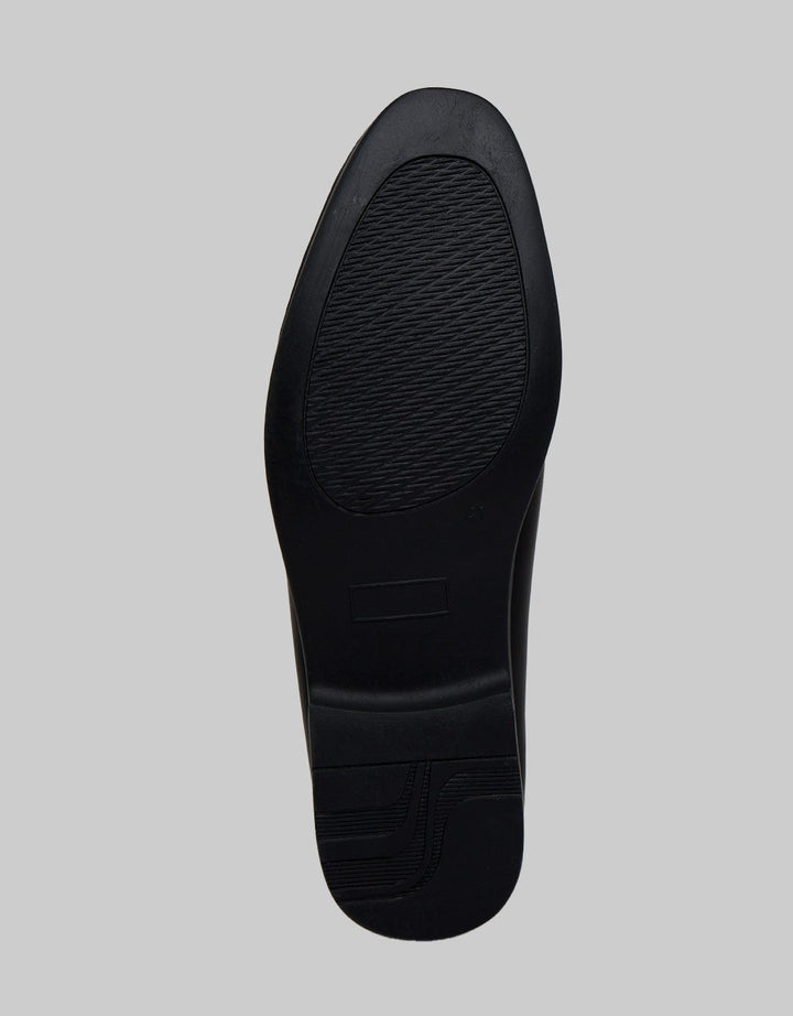 Yongki Komaladi Yongki Komaladi Loafers