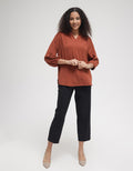 St. Yves 7/8 Blouse Airflow V Neck