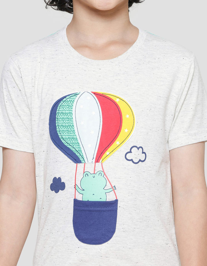 Little M Kaos Lengan Pendek Anak Laki-laki Print Kodok Hot Air Balloon Dropping