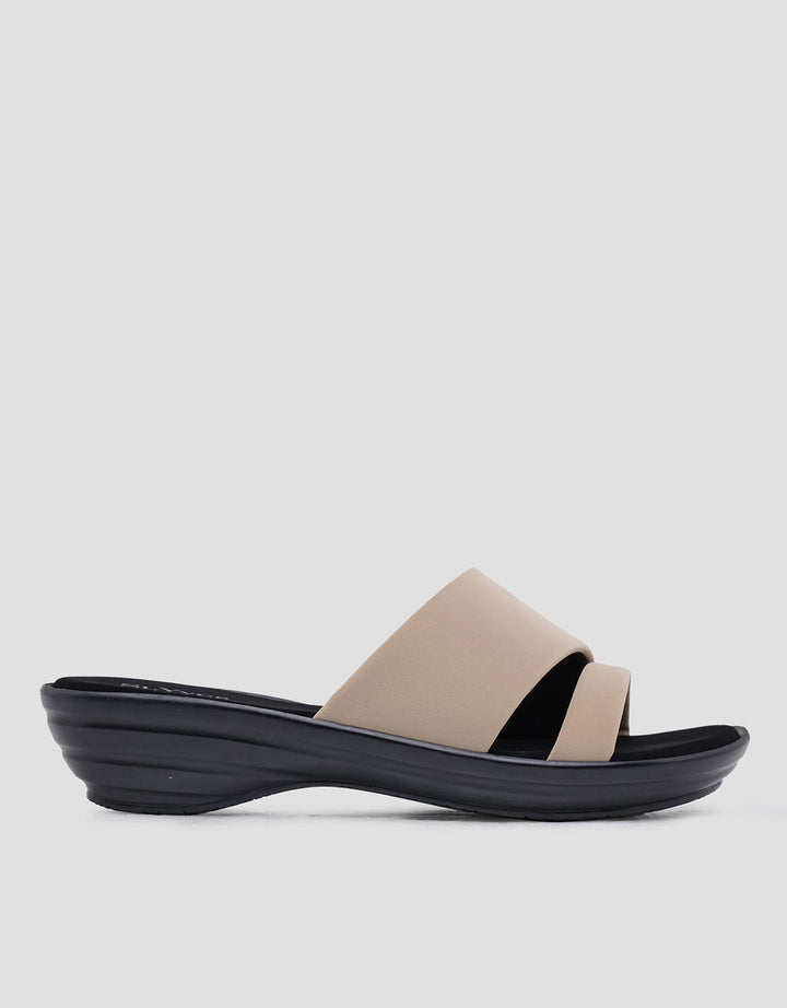 St. Yves Sandal Slip On Wanita