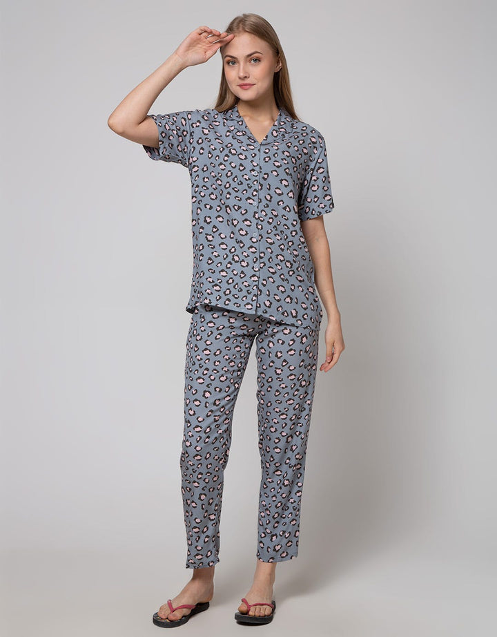 Nevada Short Sleeve Pyjama Pants Leopard Calm