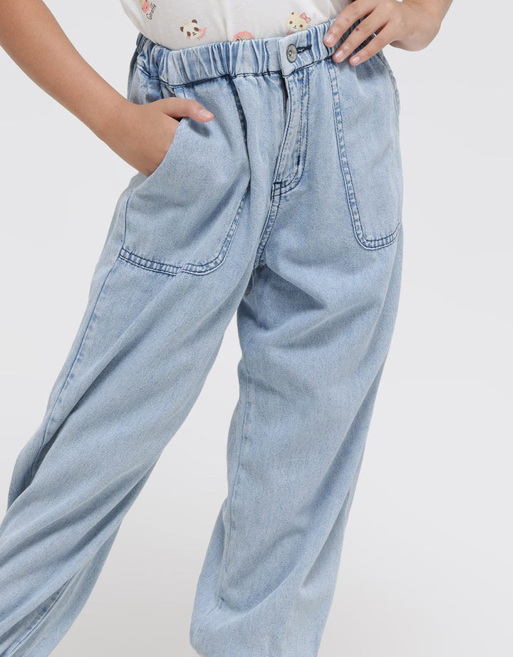 Exit Girl Brenda Jeans