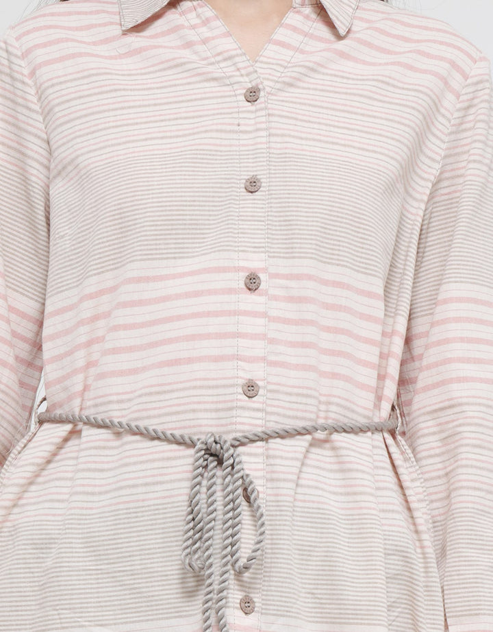 Expand Elleo Blouse