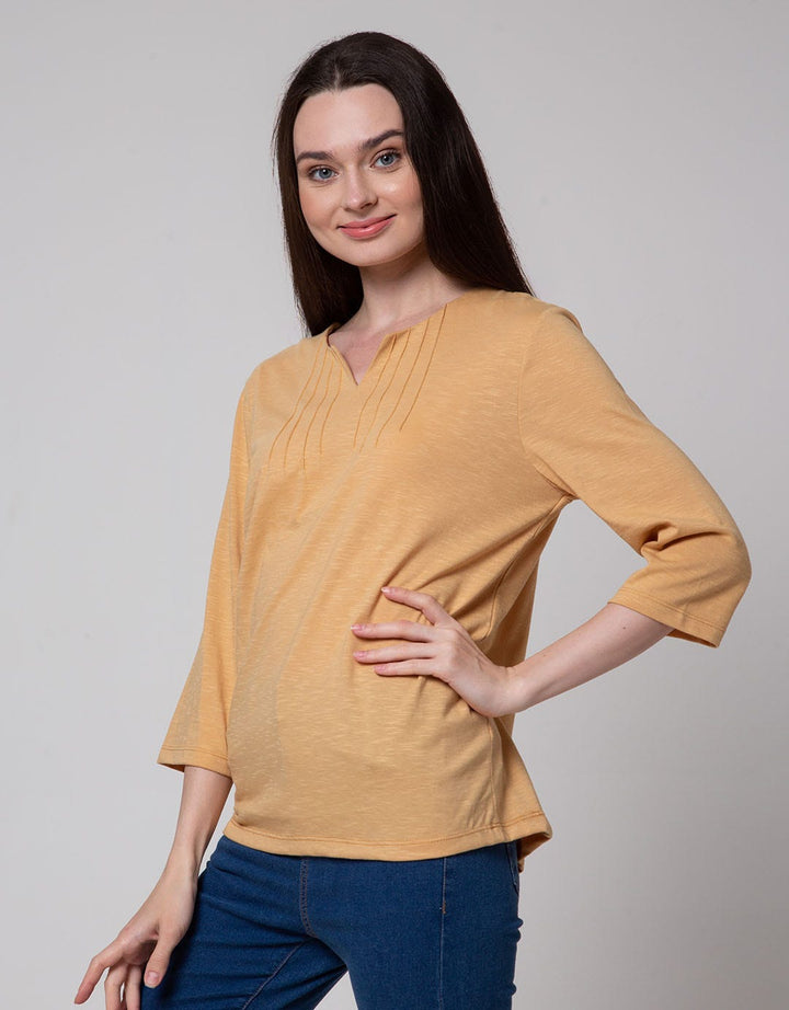 St. Yves Pintuck Plain Kaos Wanita