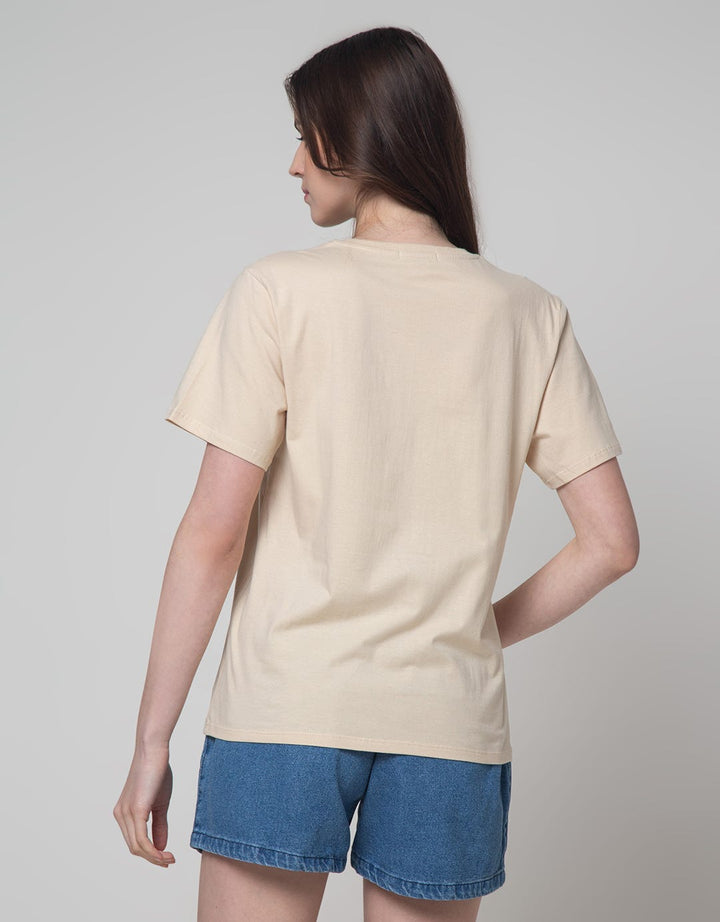 Details Fiore Villa Kaos Wanita