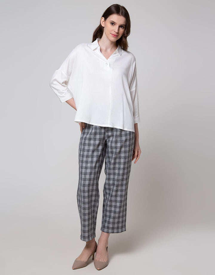 Details Front Button Women's Trousers