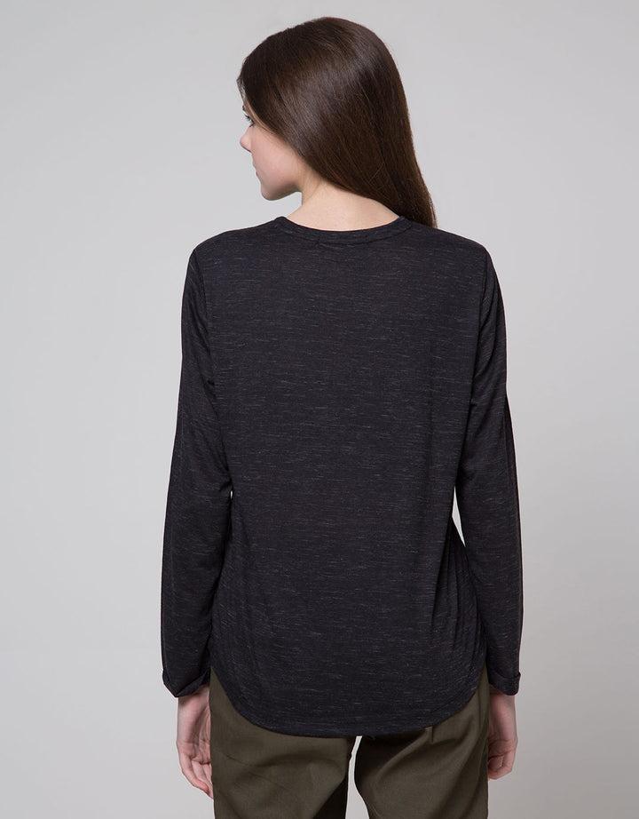 Connexion Roll Up Sleeve Kaos Wanita
