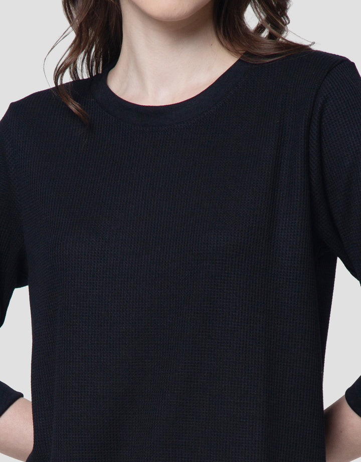 Connexion Waffle Plain Kaos Wanita