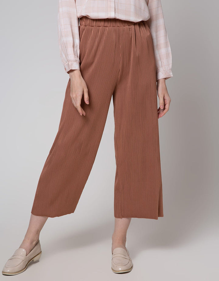 Annisa Long Pants Basic Cullote Pleats