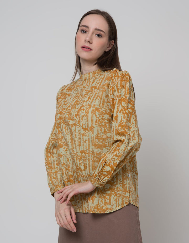 Expand Clementia Blouse