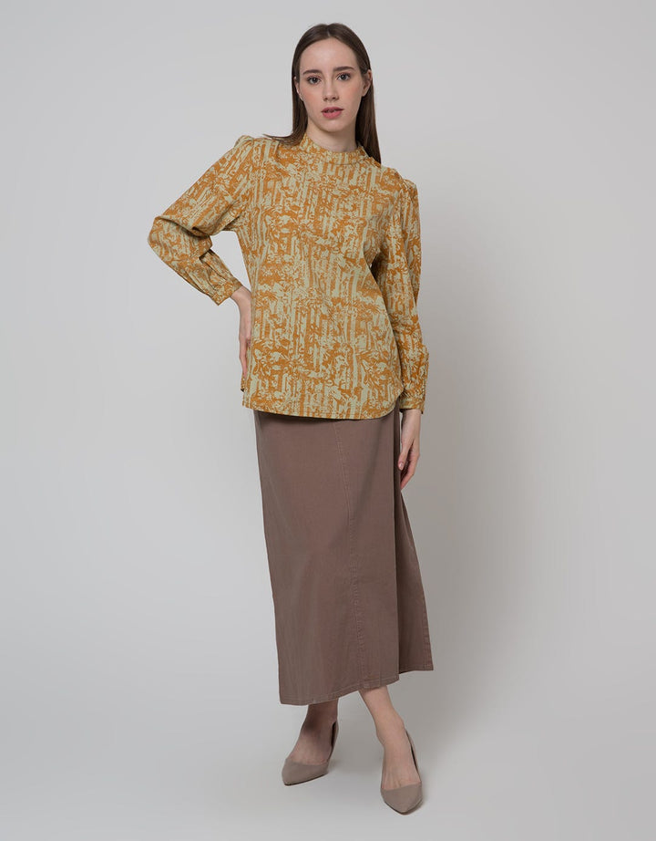 Expand Clementia Blouse