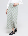 Expand Amera Skirts