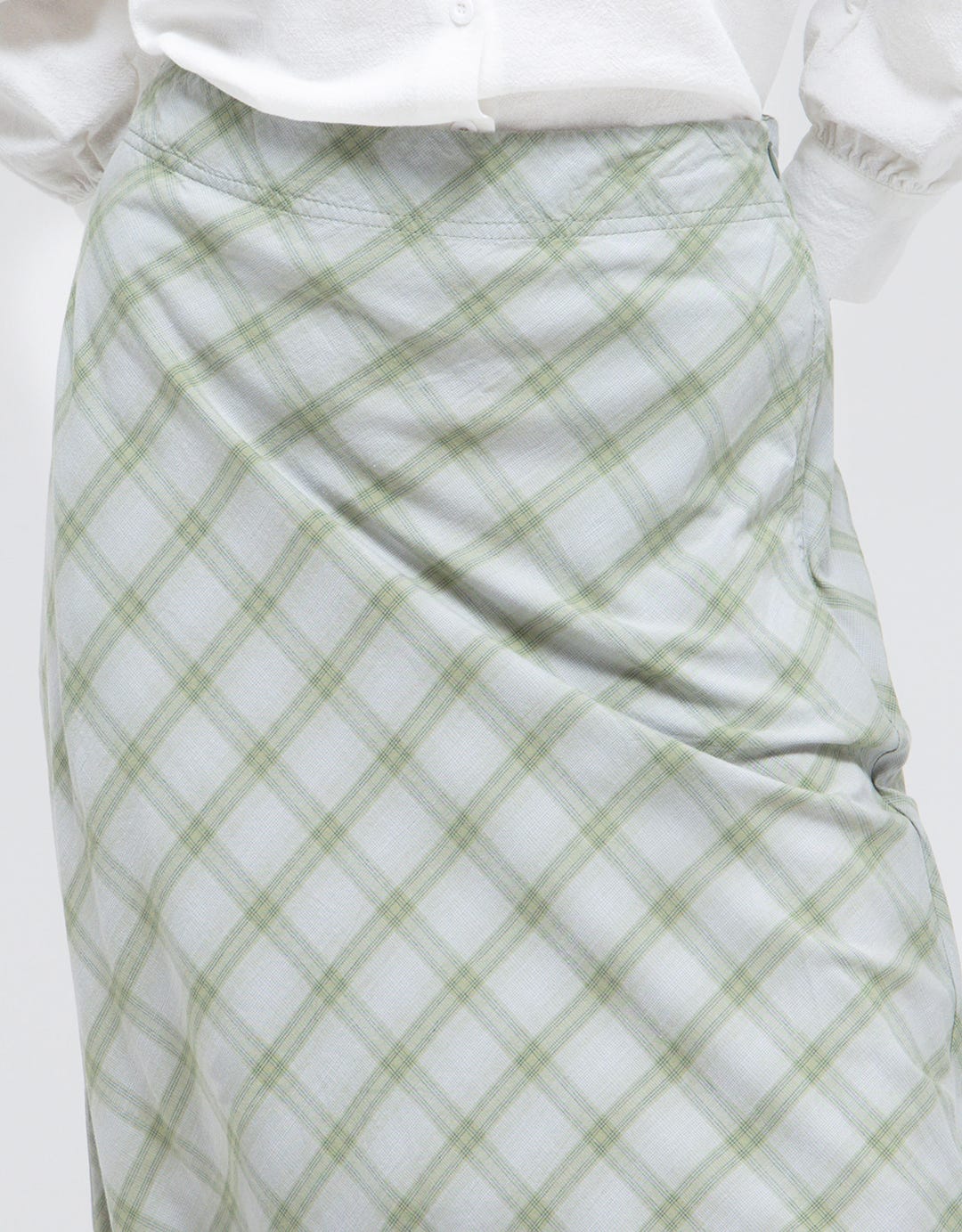 Expand Amera Skirts